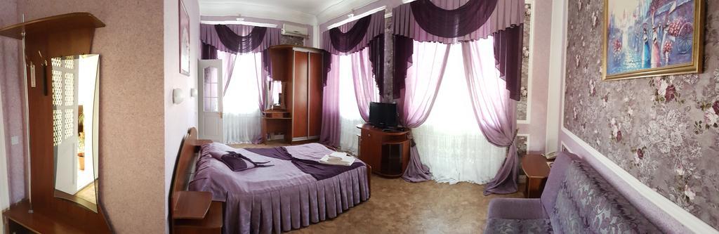 Versal Hotel Kherson Exterior photo
