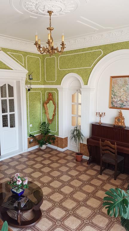 Versal Hotel Kherson Exterior photo